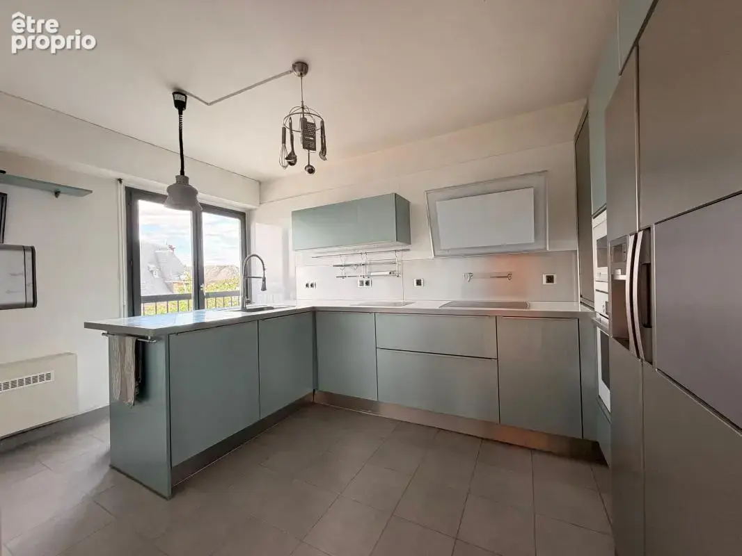 Compiègne – 5 pièces lumineux avec balcon, parking & cave - photo 13
