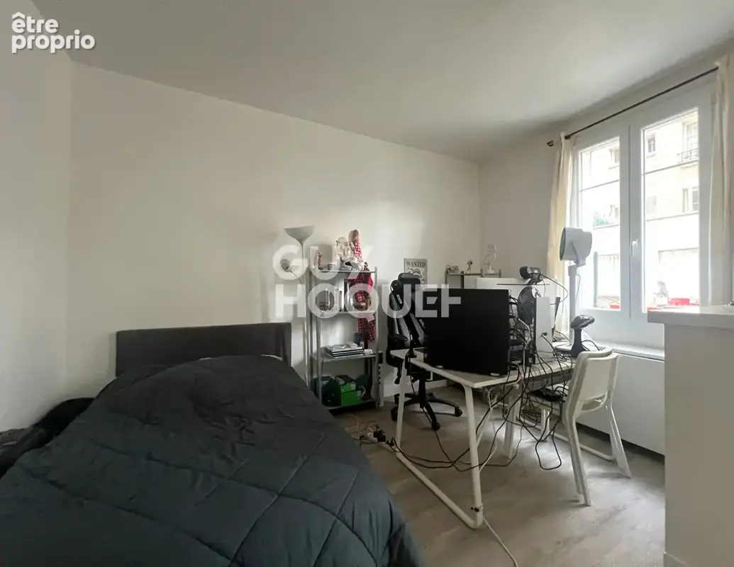 Photo Appartement à La Garenne-Colombes au prix de 160 000€