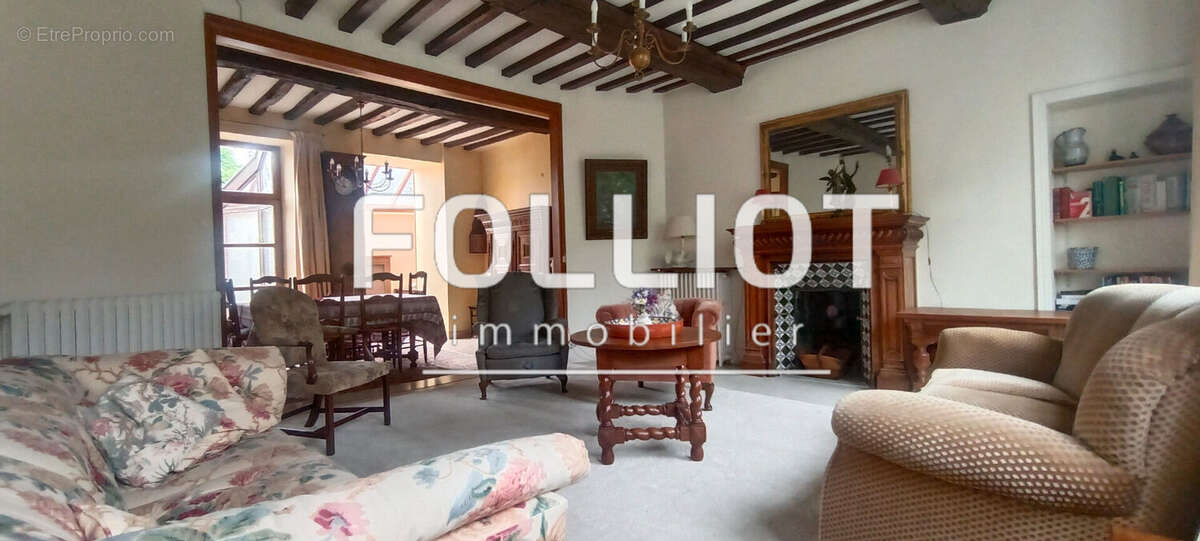 Maison à VILLEDIEU-LES-POELES