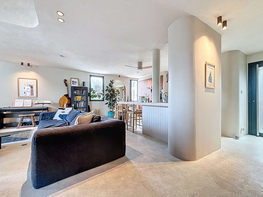Appartement à MARSEILLE-7E