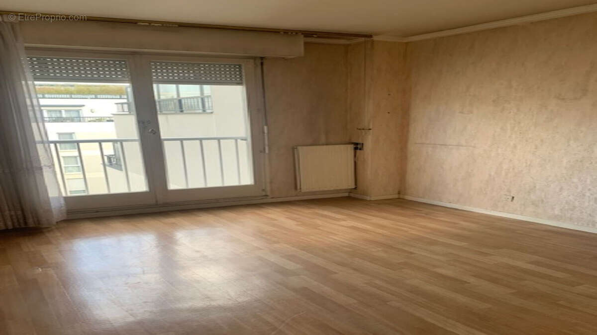 Appartement à ROSNY-SOUS-BOIS