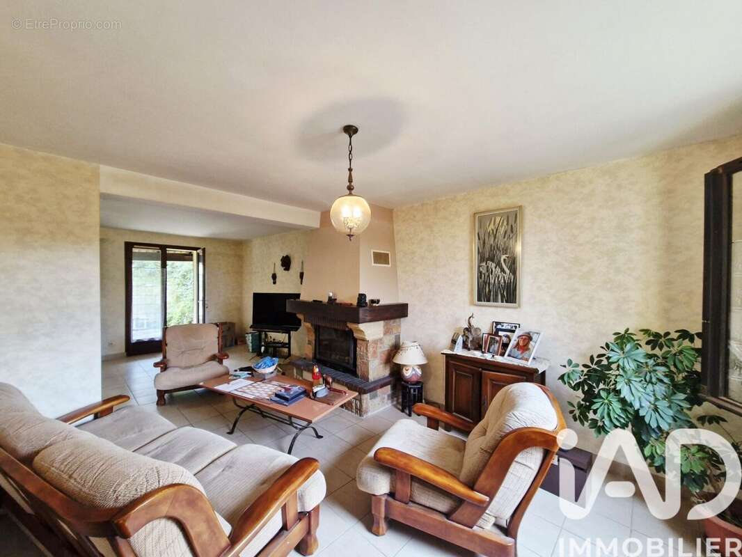 Photo 6 - Maison à NISSAN-LEZ-ENSERUNE