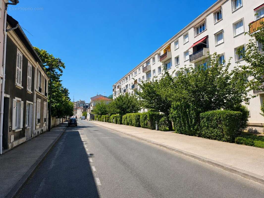 Appartement à MAISONS-ALFORT