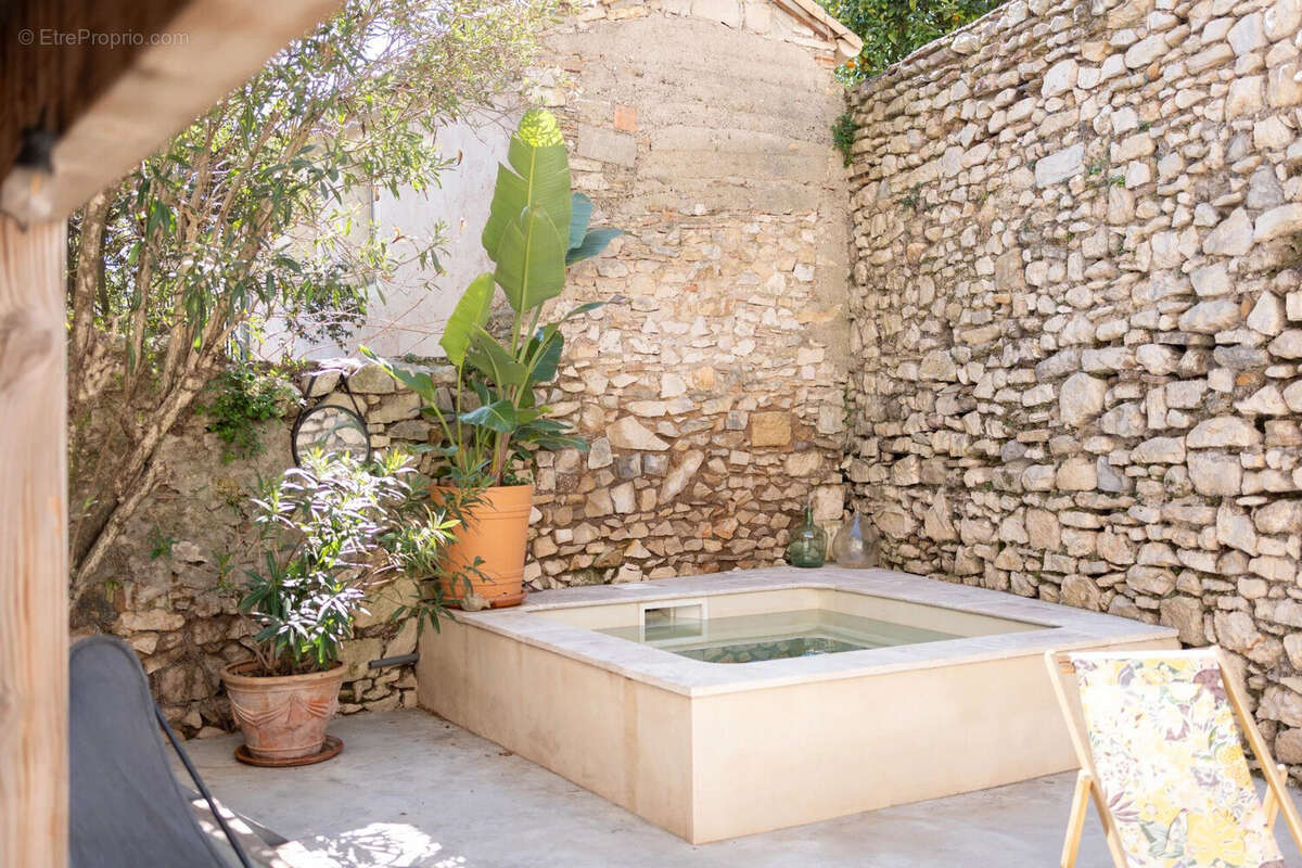 Maison à NIMES