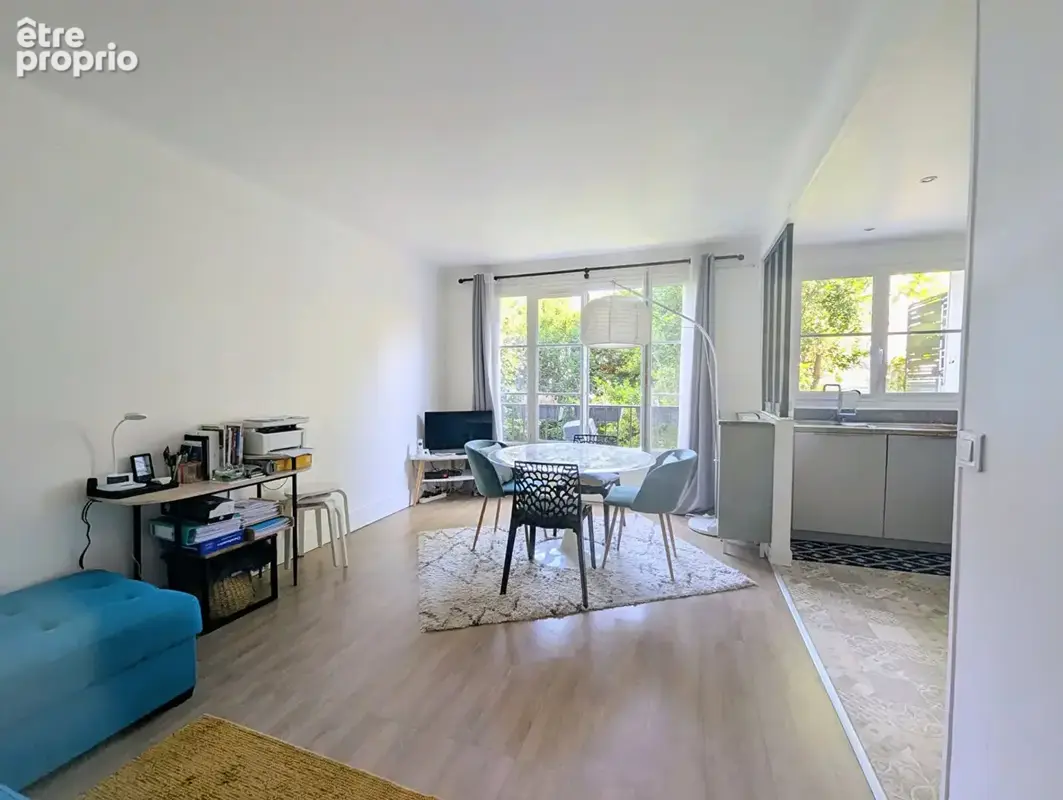 FONTENAY-AUX-ROSES - Appartement 2 pièces de 46 m² avec cave - photo 2