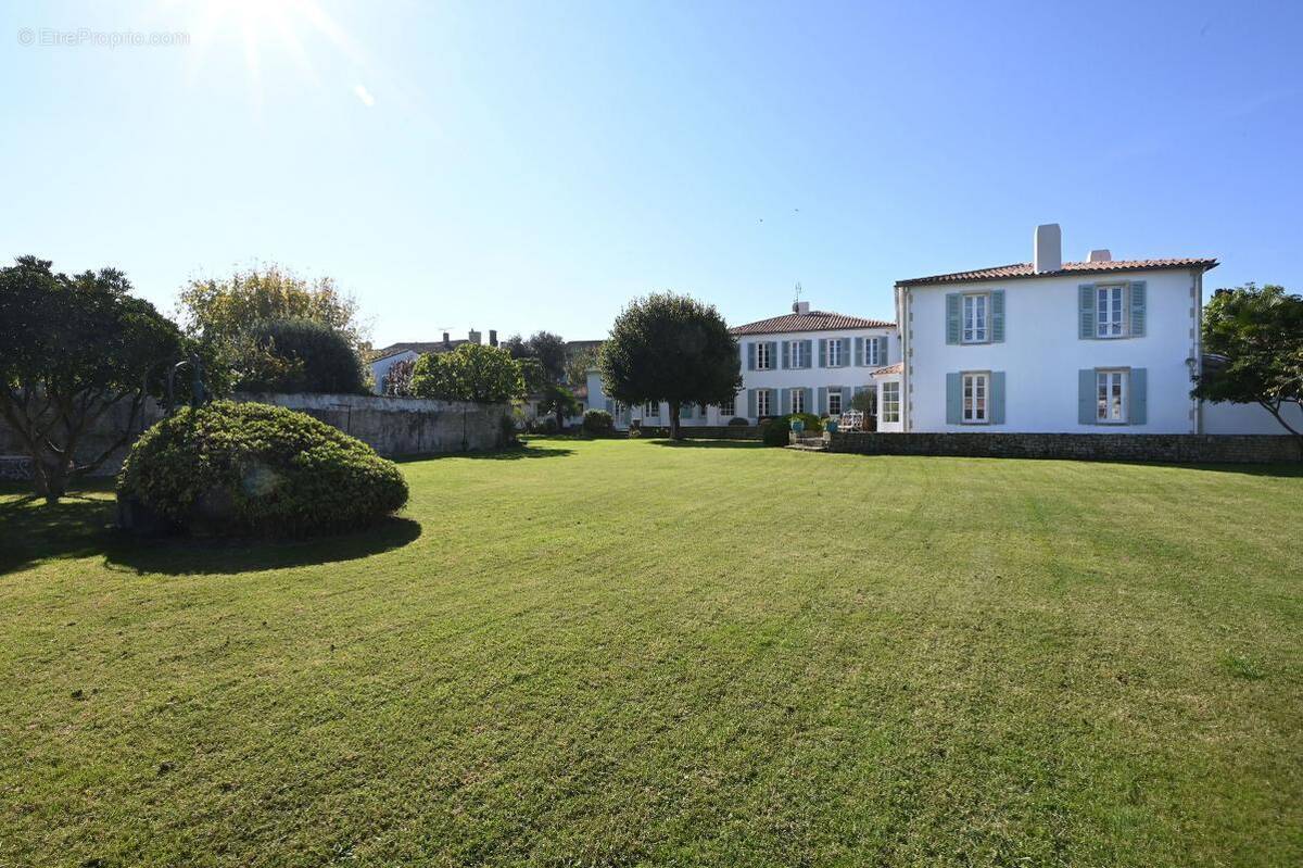 Maison à SAINT-MARTIN-DE-RE