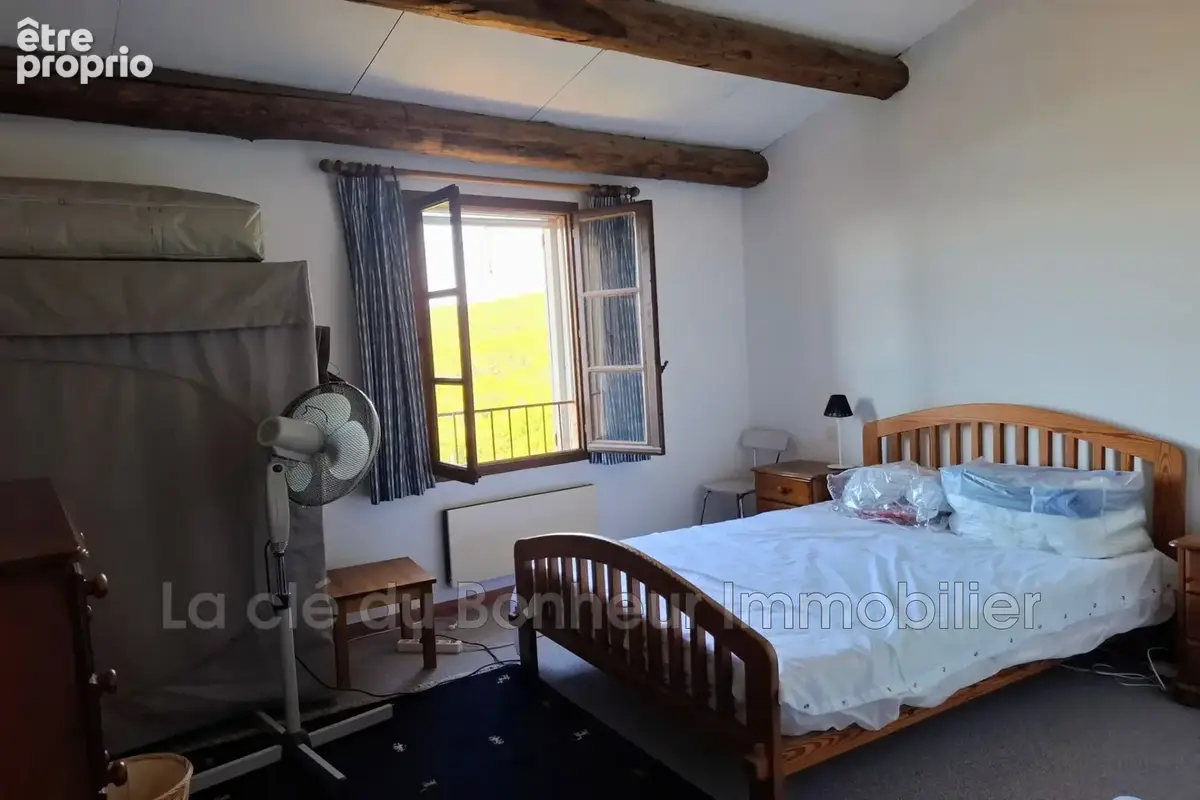 Maison 4 pièces 103 m² à vendre à Montagnac-Montpezat (04500) - photo 7