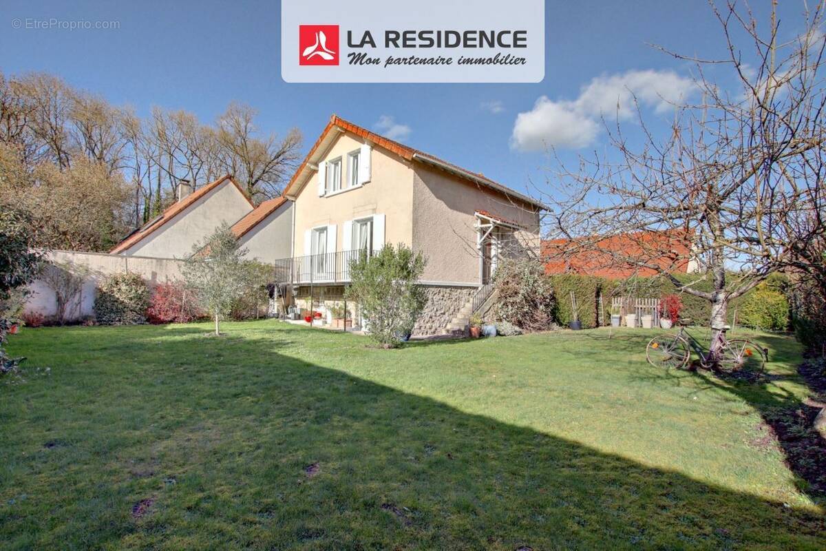 Maison à LA VERRIERE