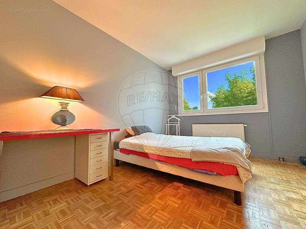 Appartement à LAMORLAYE