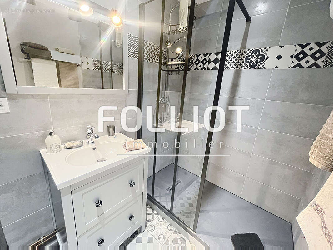 Maison à PORT-EN-BESSIN-HUPPAIN