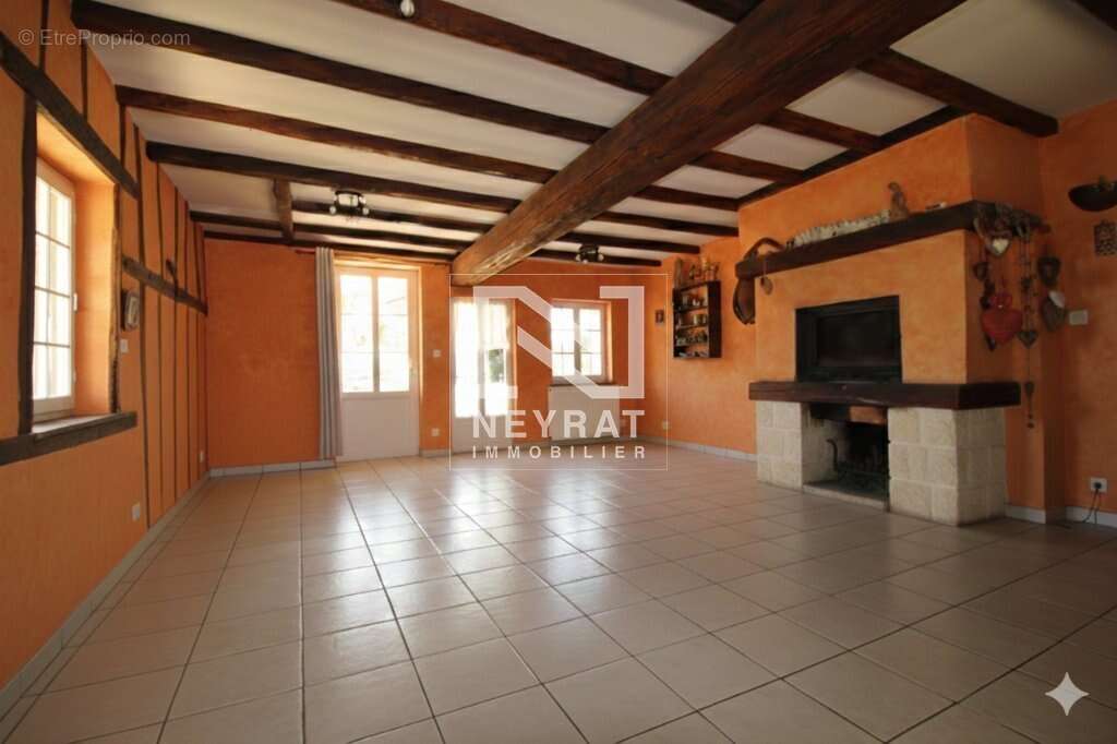 Maison Ferme bressane  4 chambres dépendances box à chevaux  Bresse - photo 9