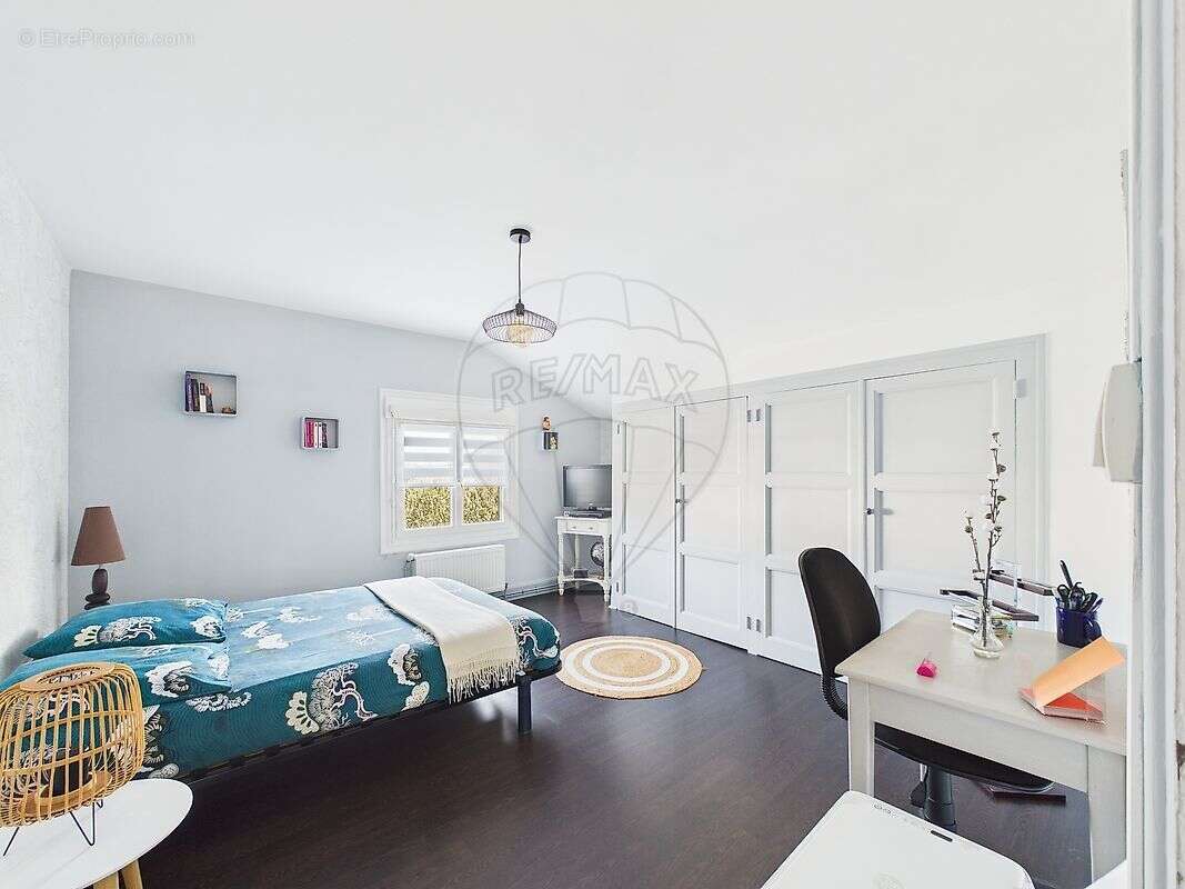 Maison à VAUX-SUR-MER