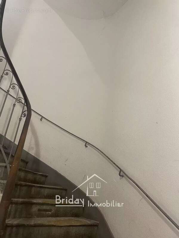 Appartement à SAINT-SYMPHORIEN-D'OZON