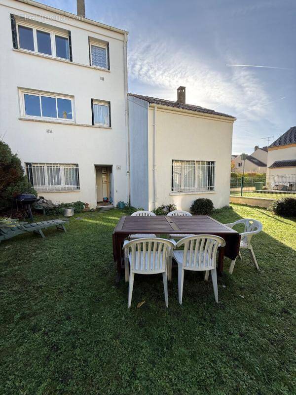 Maison à VILLEPREUX