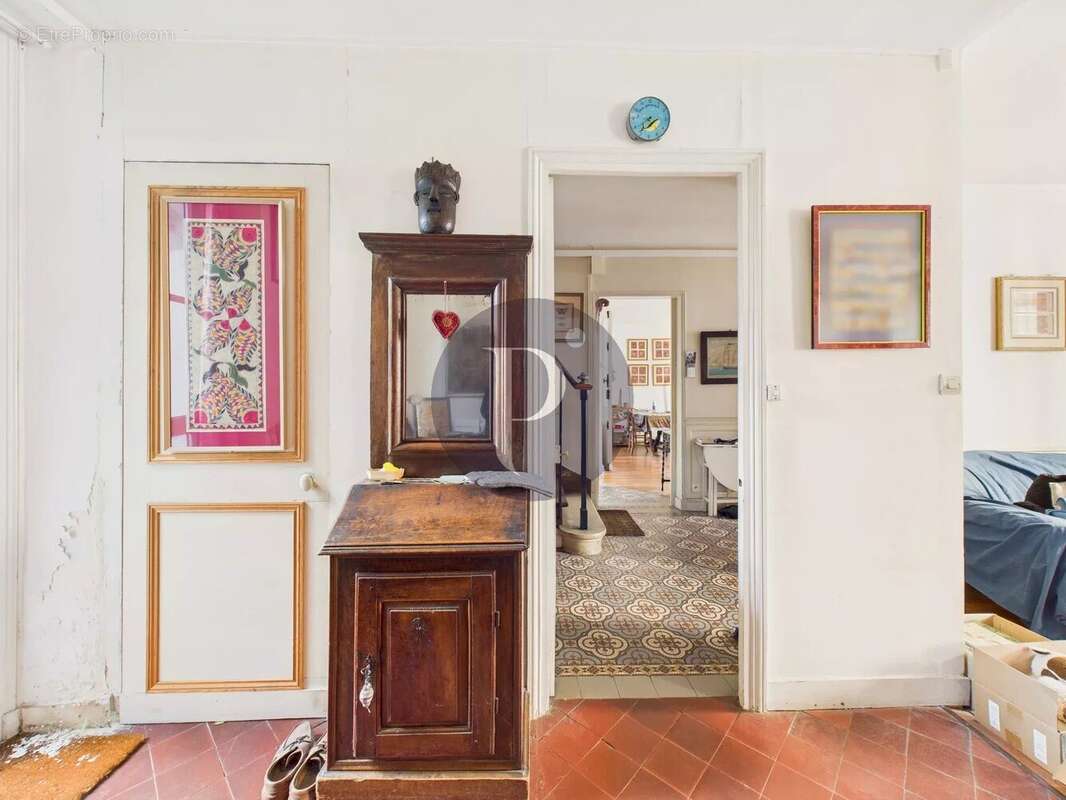 Maison à VERRIERES-LE-BUISSON