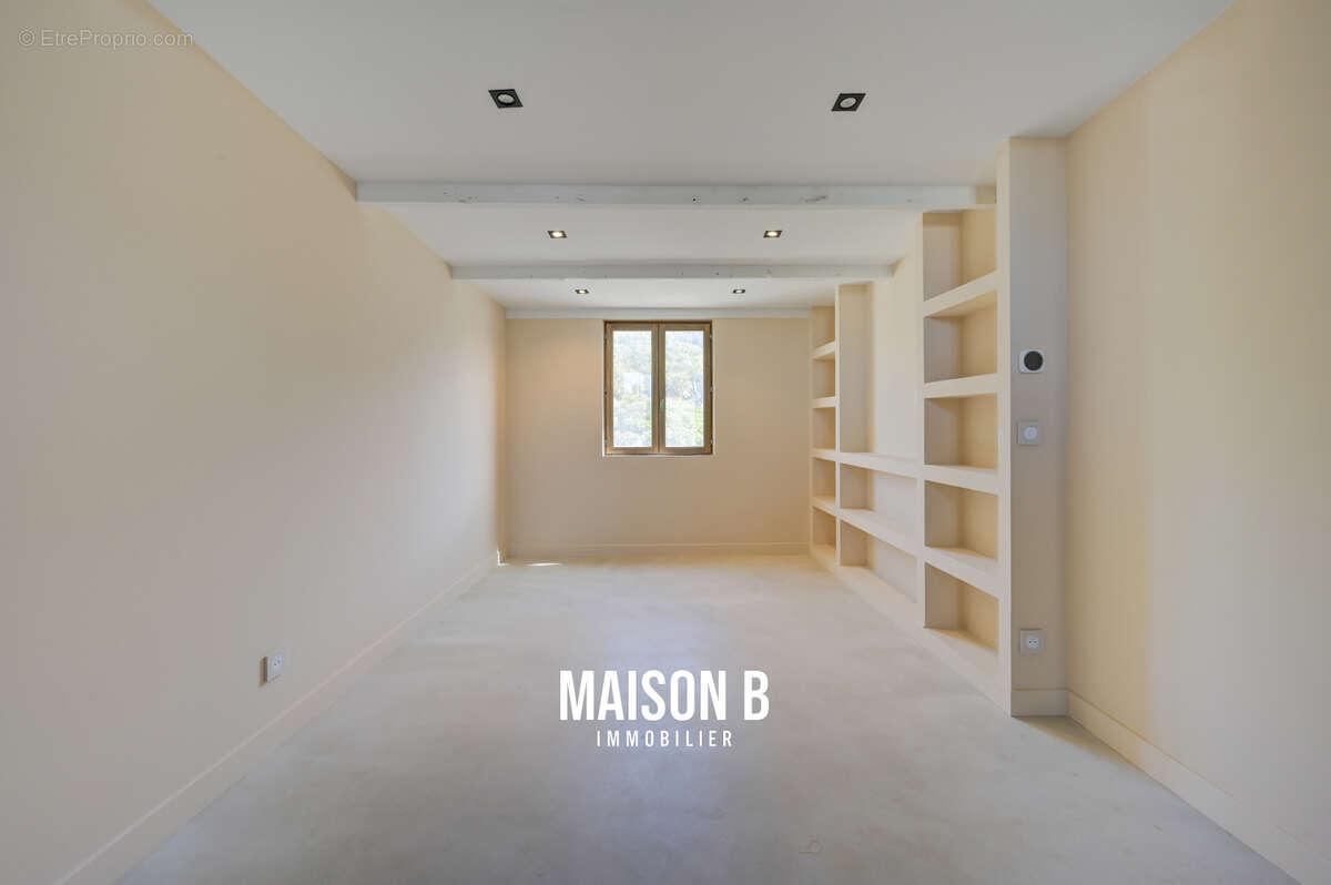 Maison à MARSEILLE-8E
