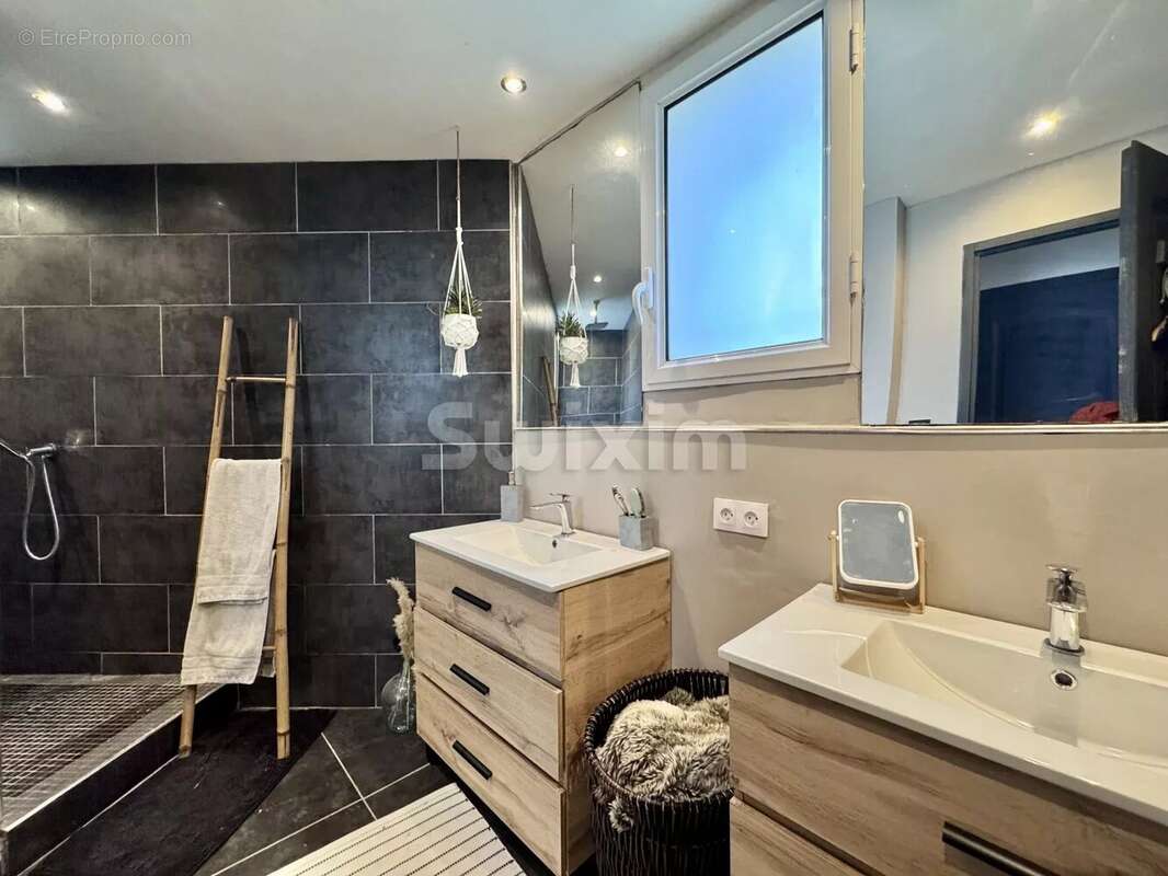 Maison à PIERRELATTE