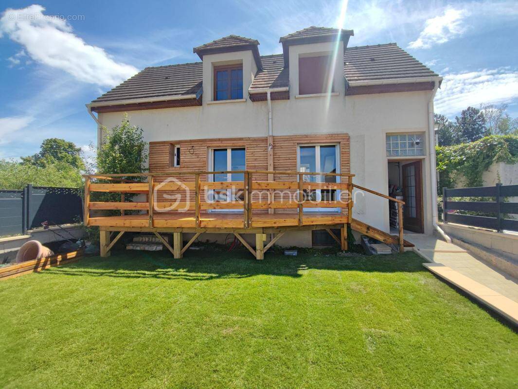 Maison à NANTERRE