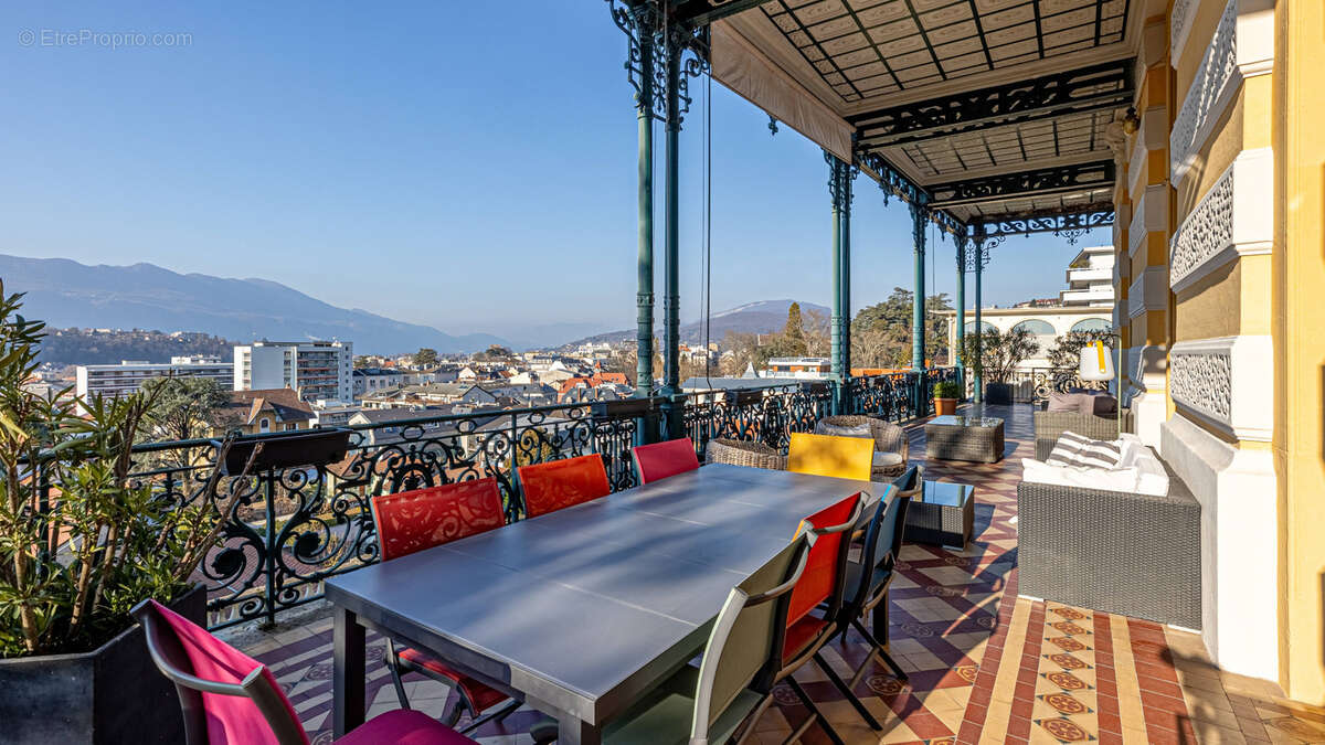 Appartement à AIX-LES-BAINS