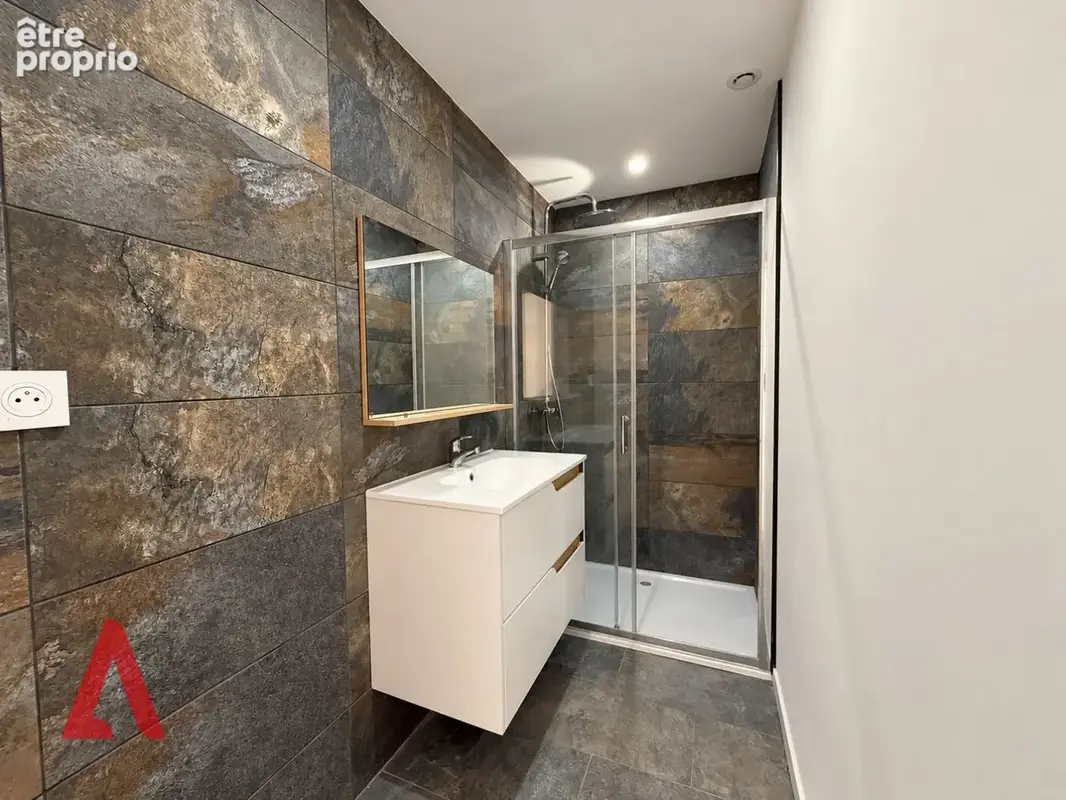 Charmant T3 appartement rénové avec 2 chambres, terrasse et garage au cur de Magalas - photo 5
