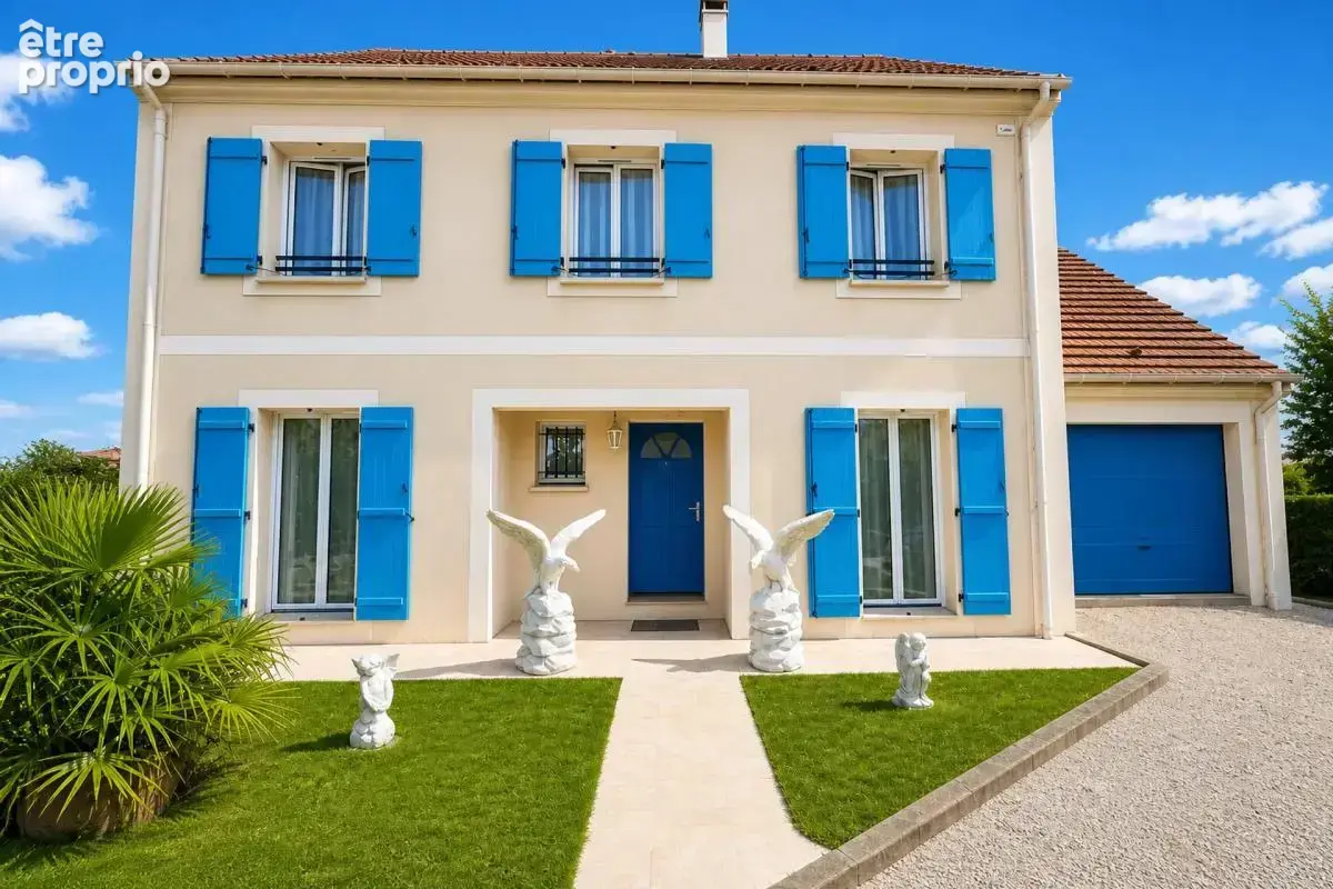 Maison de 8 pièces de 140 m² à Neuilly-en-Thelle - photo 1