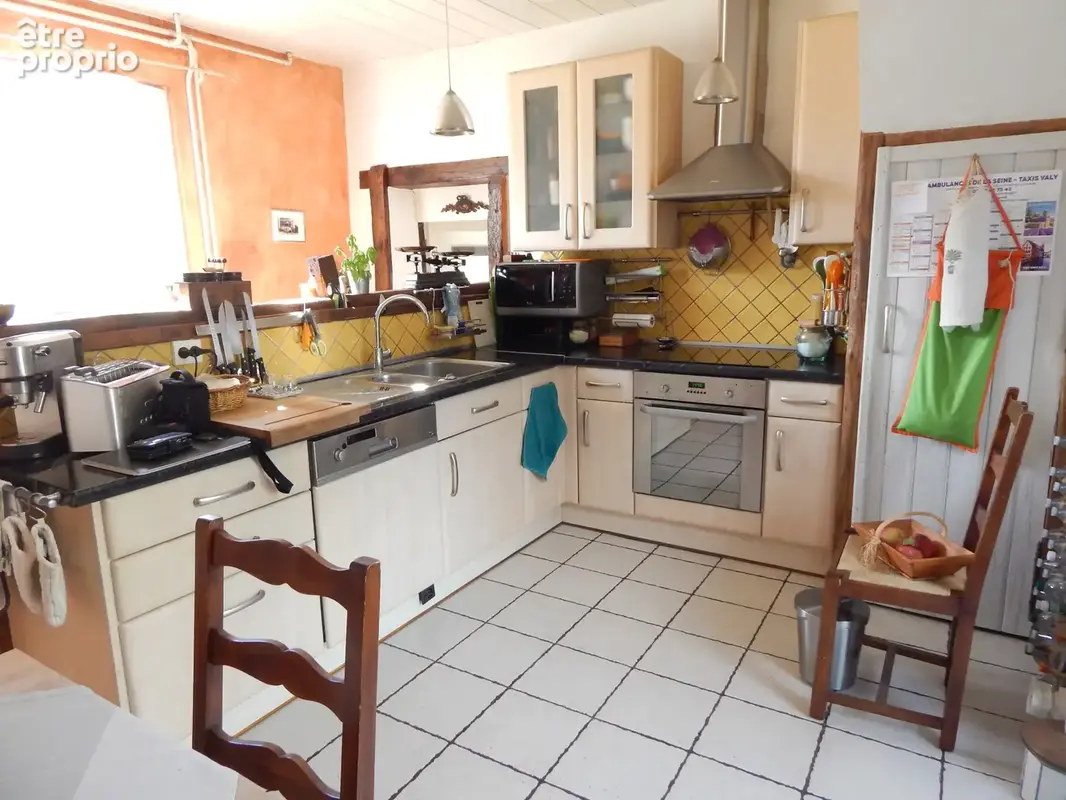 Authentique maison de ville 172 M2 - photo 5