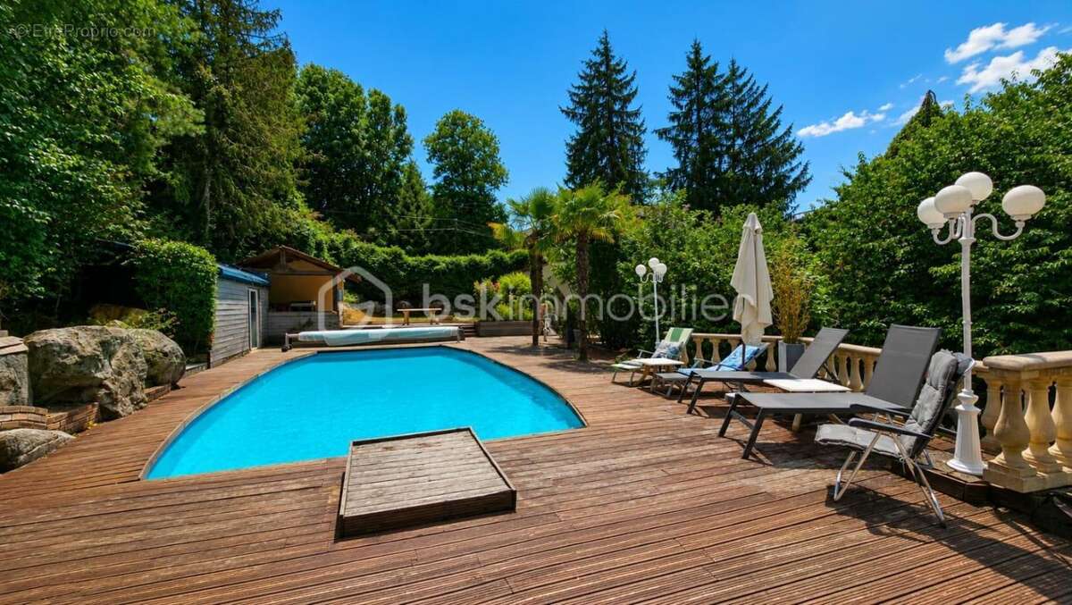Propriété de caractère avec piscine - photo 18
