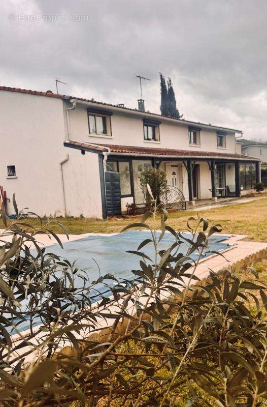 Appartement à TOURNEFEUILLE