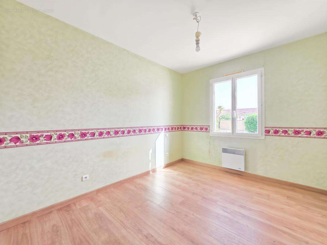 Maison 109 m² à Estillac  - photo 6