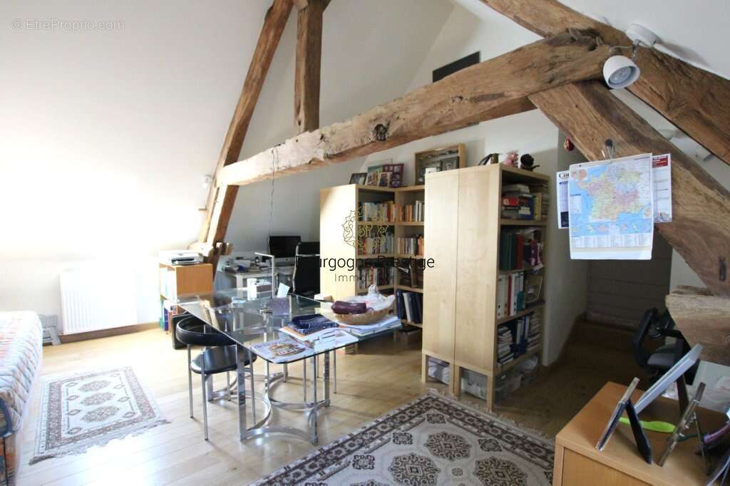 Authentique maison de famille en bourgogne de 263 m² avec 5 chambres - parc arbore de 3 041 m² et  dependances - photo 19