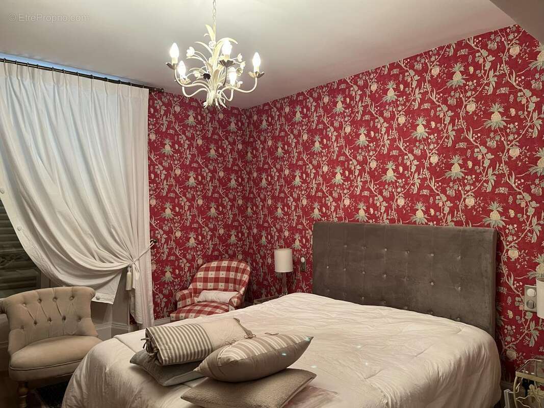 Maison à CHAMPILLON