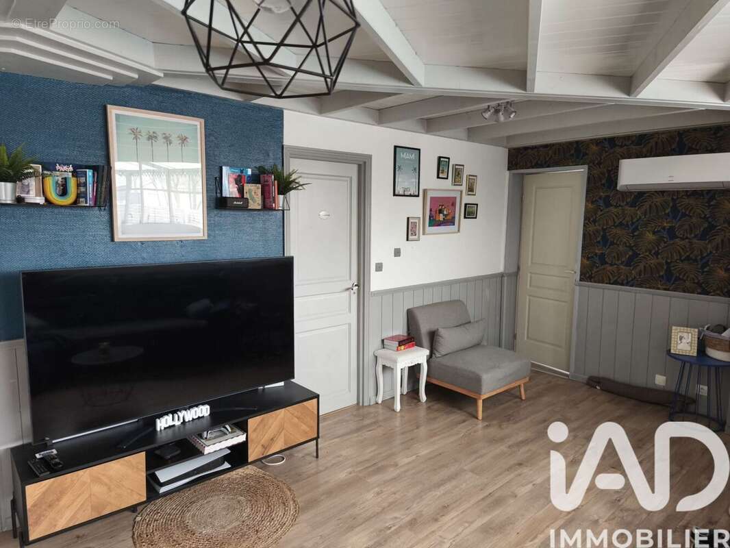 Photo 7 - Maison à SAINT-CHRISTOLY-DE-BLAYE