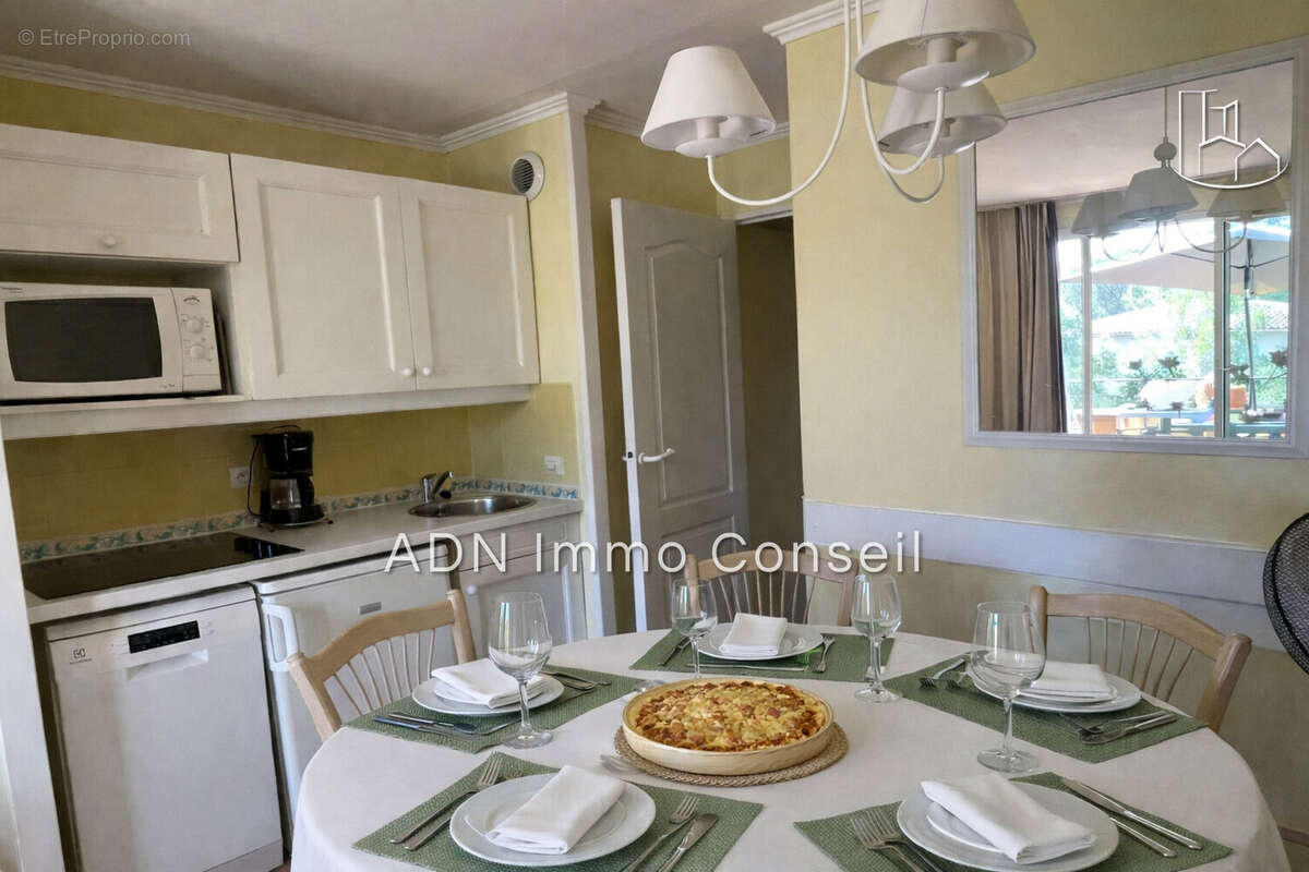 Appartement à MALLEMORT