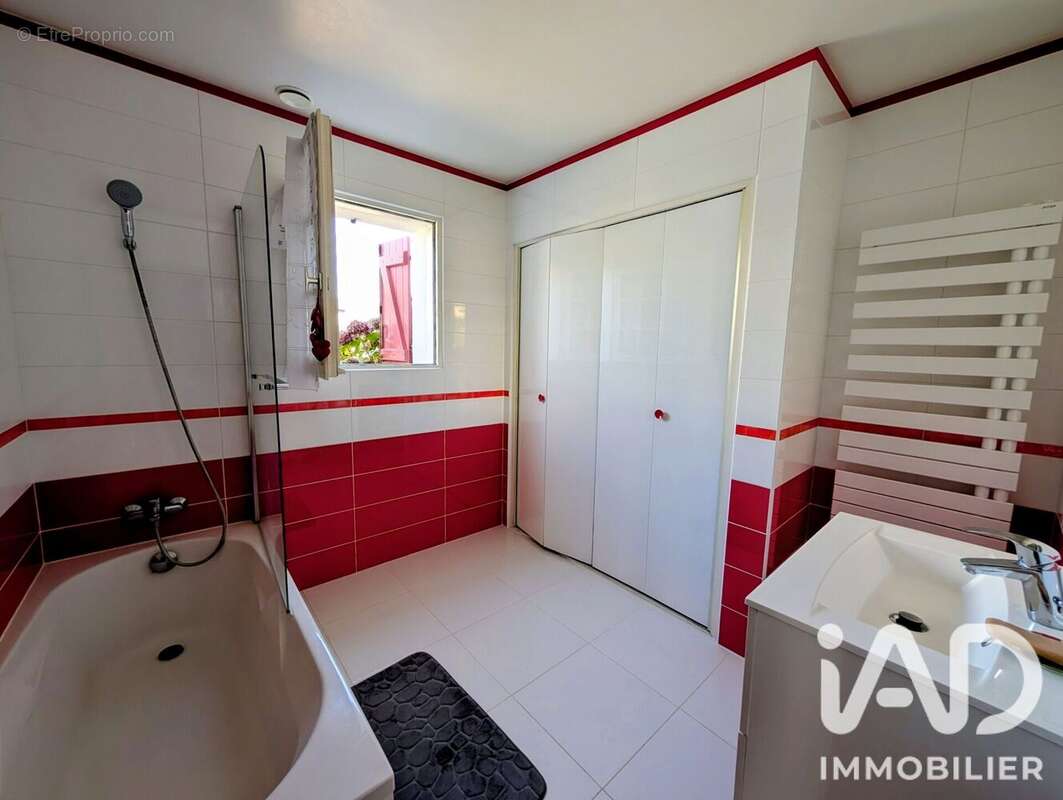 Maison 107 m² à Belz  - photo 8
