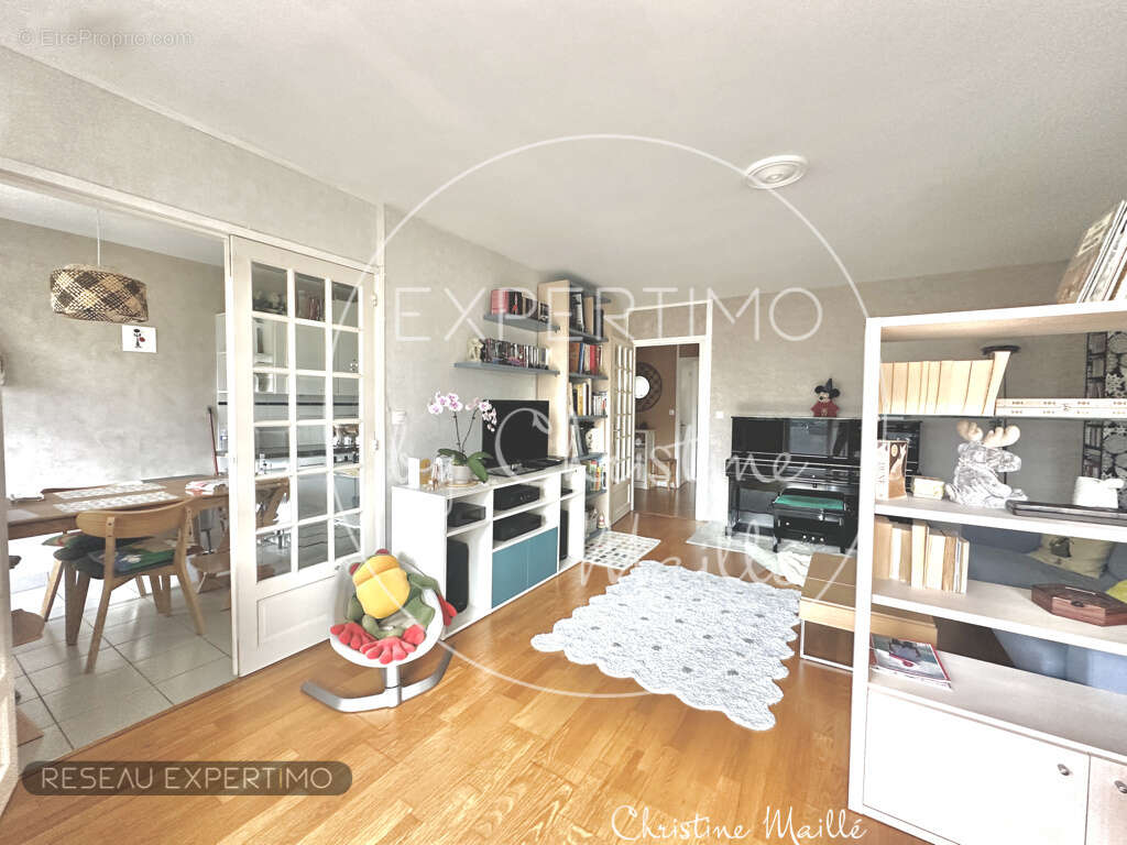 Appartement à VERSAILLES