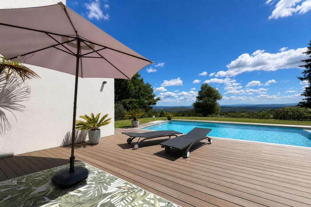 Maison à MONTFURON