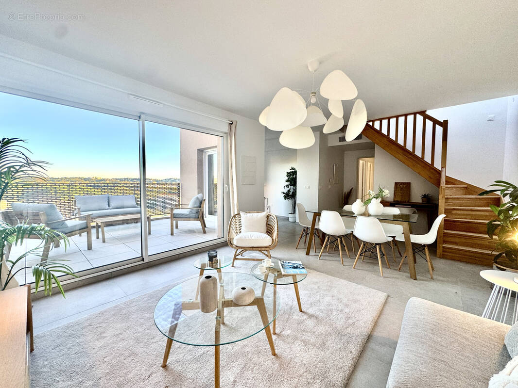 Appartement à FREJUS