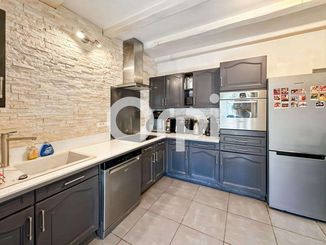 Maison à SAINT-ALBAN-AURIOLLES