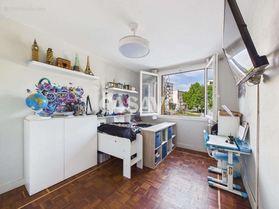 Vente Appartement 4 pièces de 68m² - 92210 Saint-Cloud - photo 10