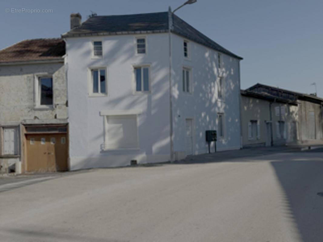 Maison à GIVRY-EN-ARGONNE