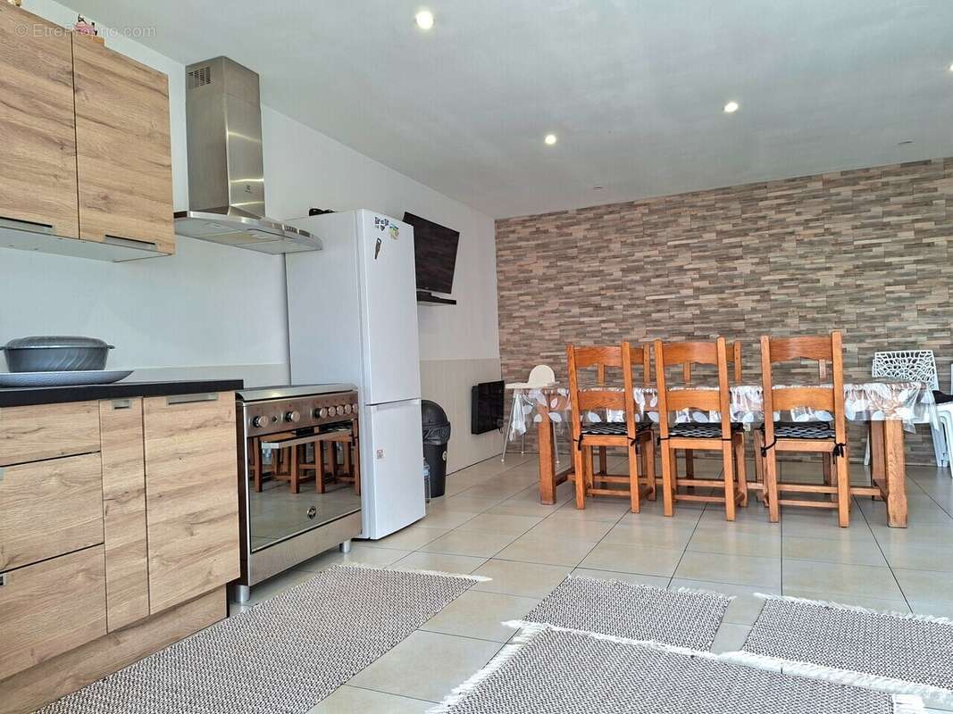 Maison à SAINT-AUBIN-LE-CAUF