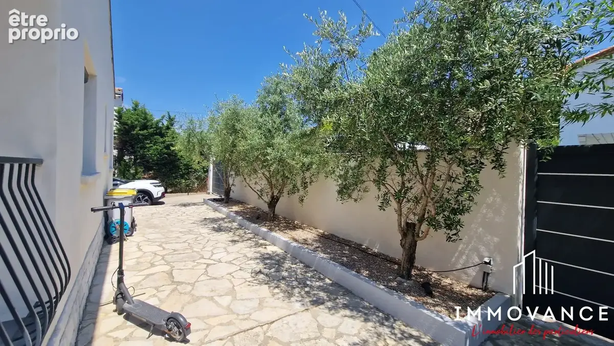 Maison 6 pièces 175 m² à vendre à Le Cres (34920) - photo 2
