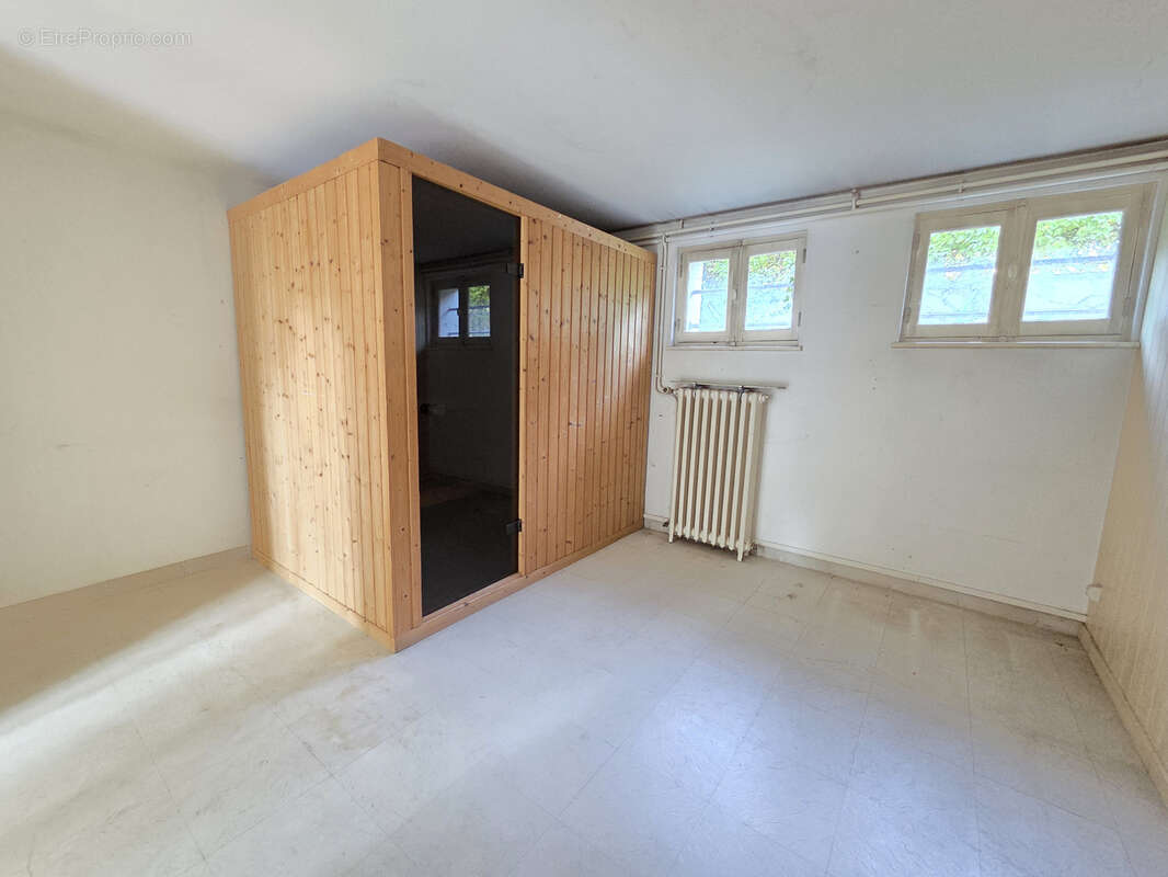 Maison à BELLERIVE-SUR-ALLIER