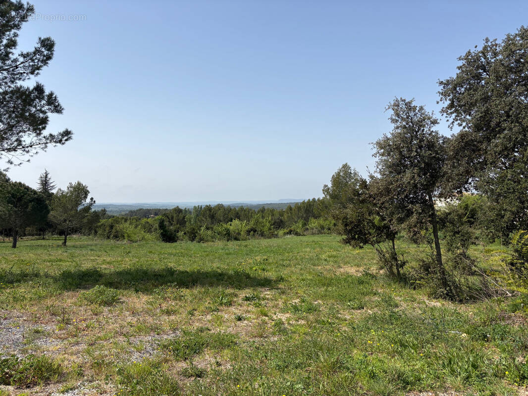 Terrain à NIMES
