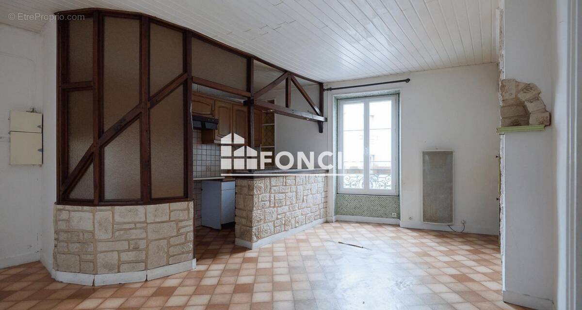 Appartement à CORBEIL-ESSONNES