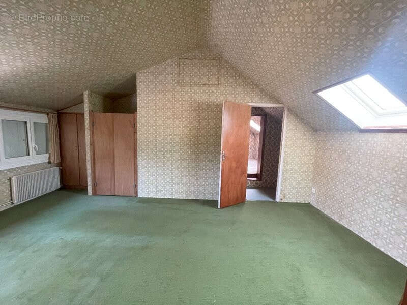 Maison à BEAUMONT-LES-AUTELS