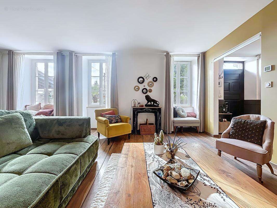 Maison à CHABEUIL