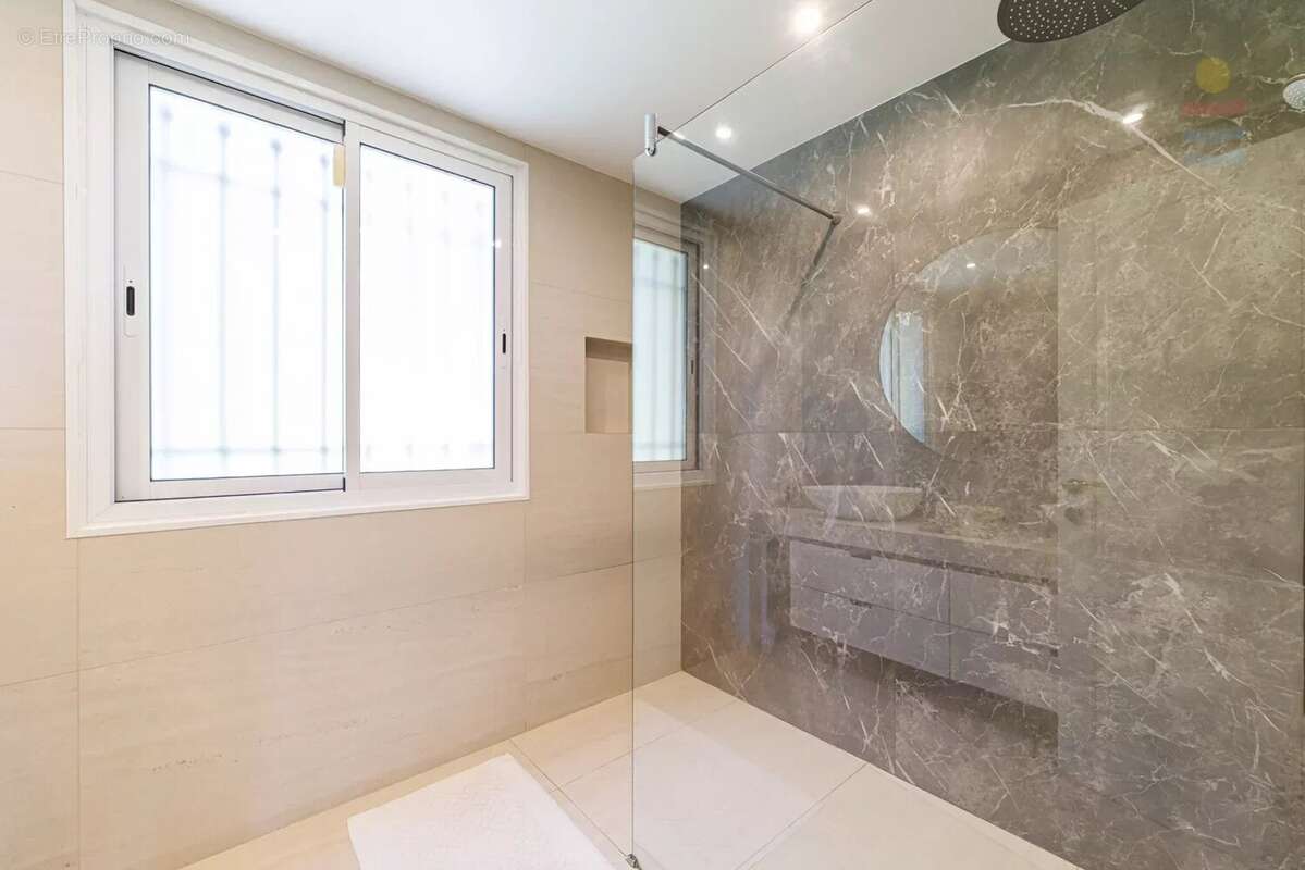 Appartement à VILLEFRANCHE-SUR-MER