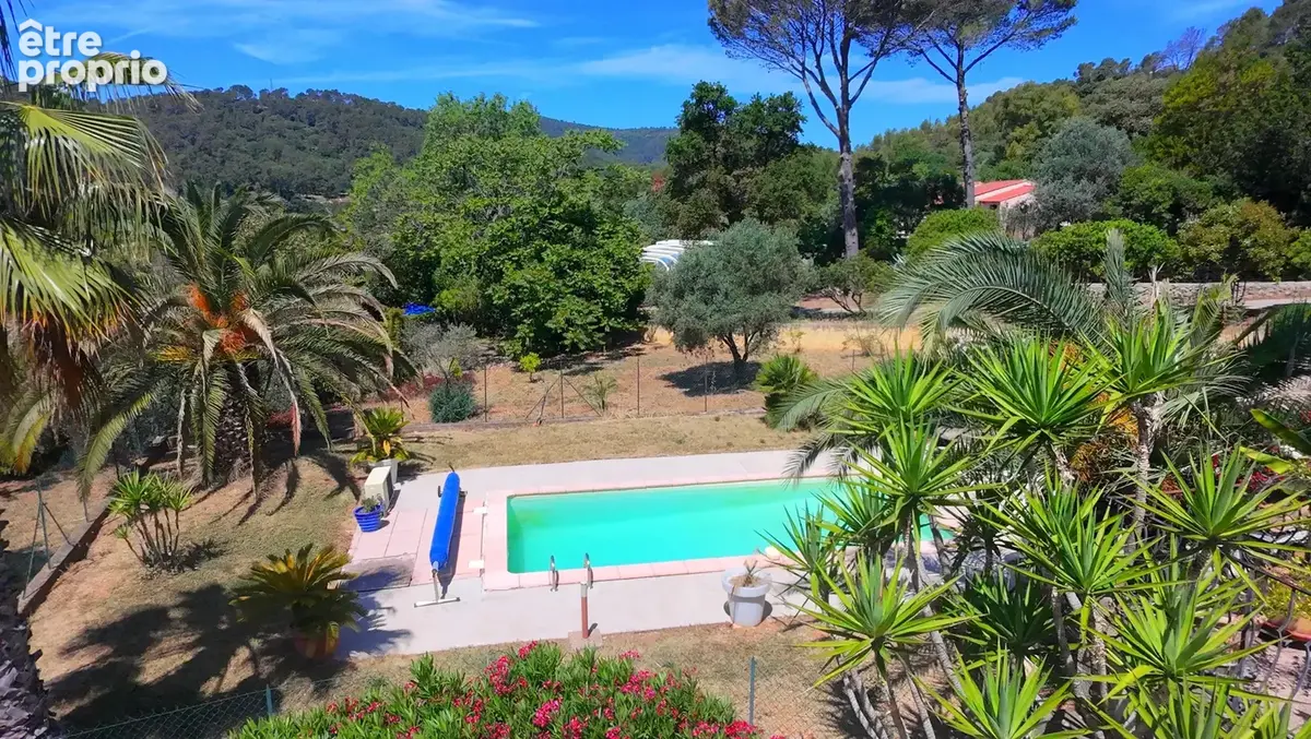 Photo Maison à Carnoules au prix de 458 000€