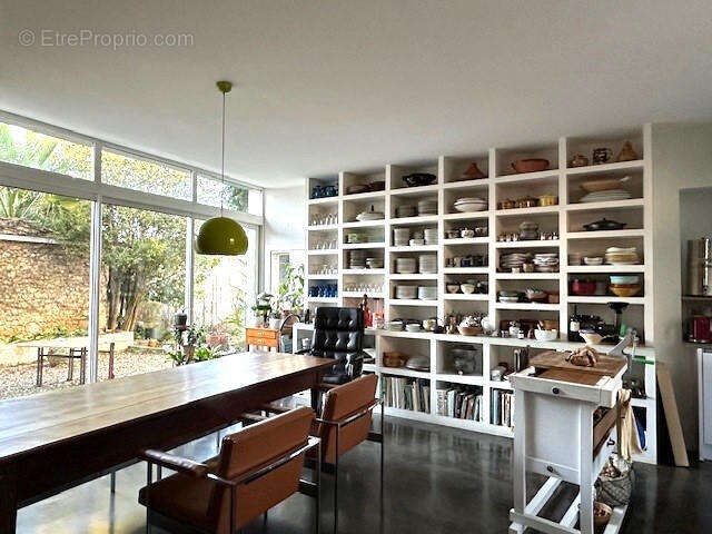 CUISINE....... - Maison à VIC-FEZENSAC